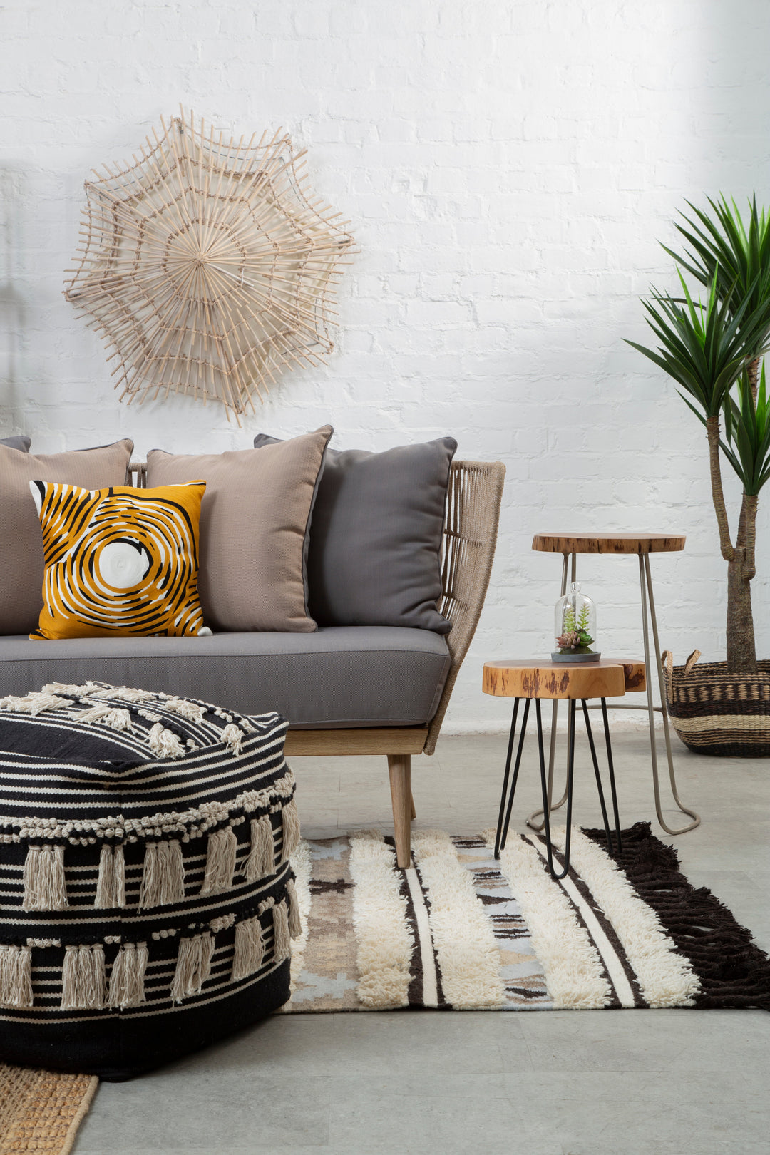 Hestina Medium Wall Light