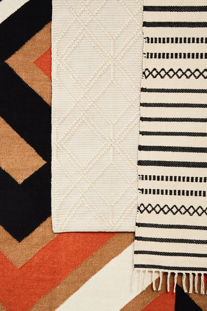 Bosie Villon Rug with Maize Pattern Design