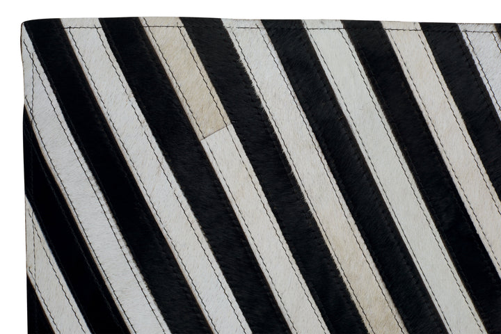 Safira Black & White Rug – Small