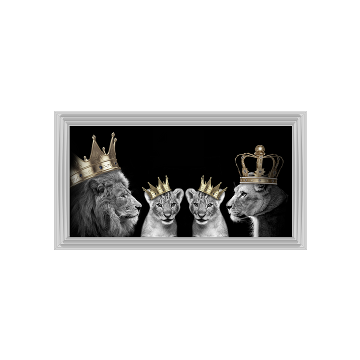 Lion family of 4 (Gold Crowns)