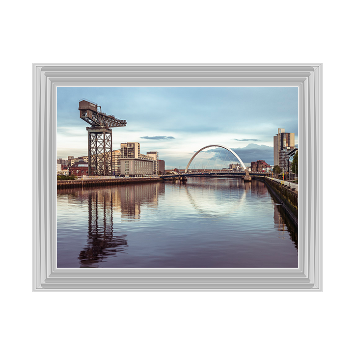 CY022 View along the river Clyde