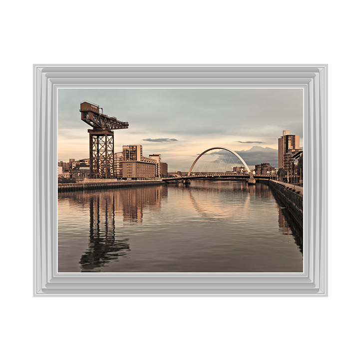 CY023 View along the river Clyde II