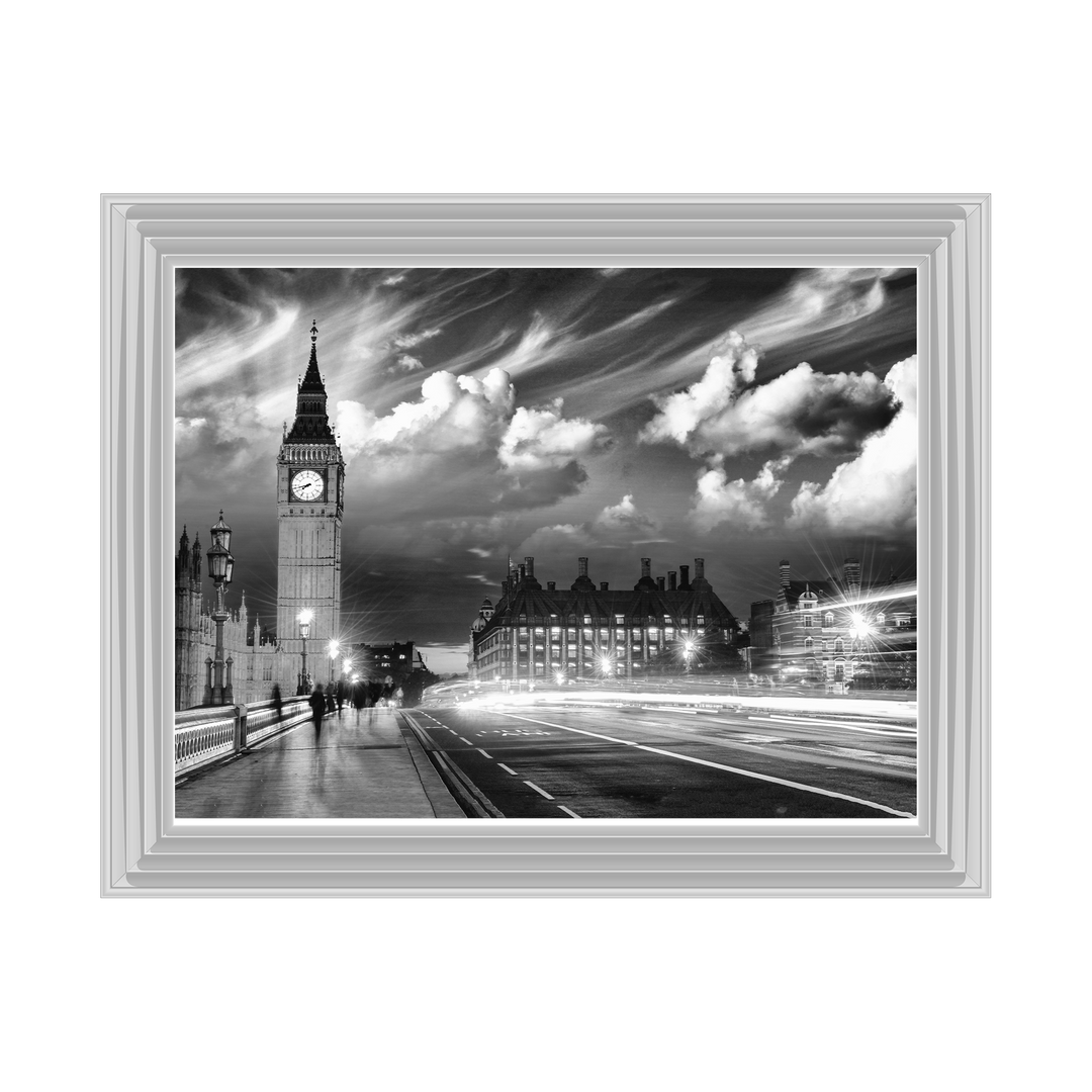 London's blinding lights (Black and White)