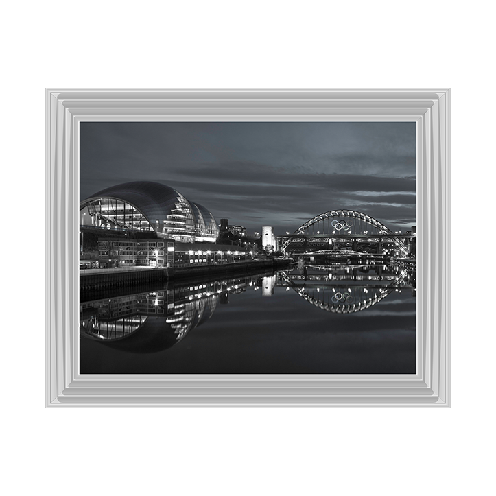 CY070 The Sage Gateshead and the Tyne bridge, Newcastle Upon Tyne I