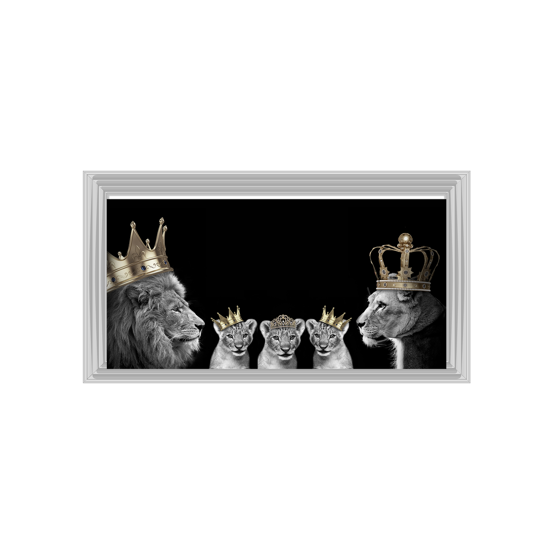Lion family of 5 (gold Crowns)