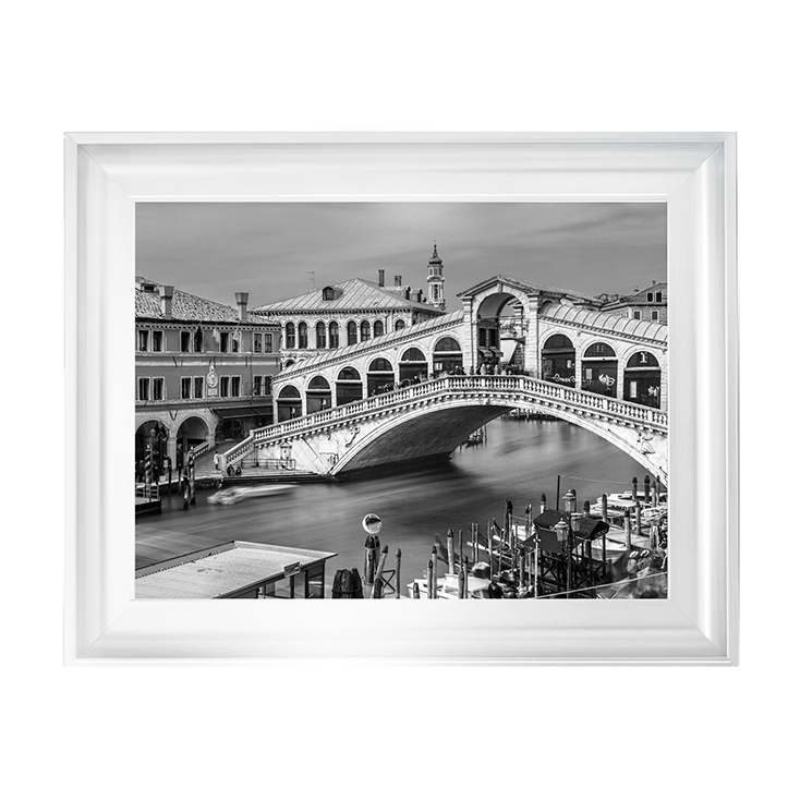 CY080 Famous Rialto bridge, Venice (Black & White)