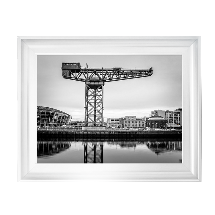 CY024 Finnieston crane on River Clyde (Black and White)