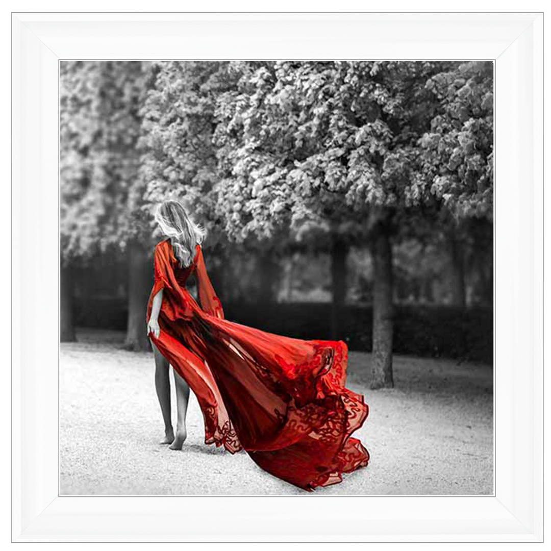Red Elegant Walk