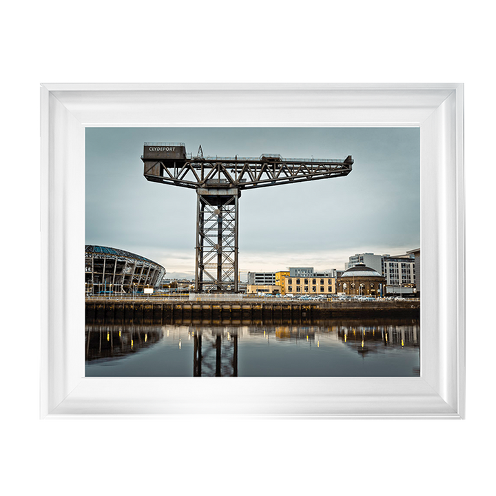 CY025 Finnieston crane on River Clyde