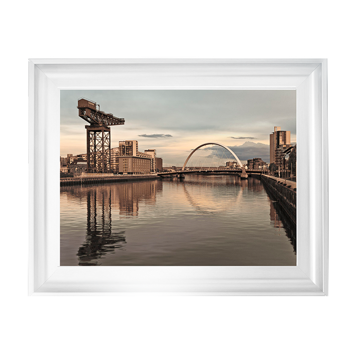 CY023 View along the river Clyde II