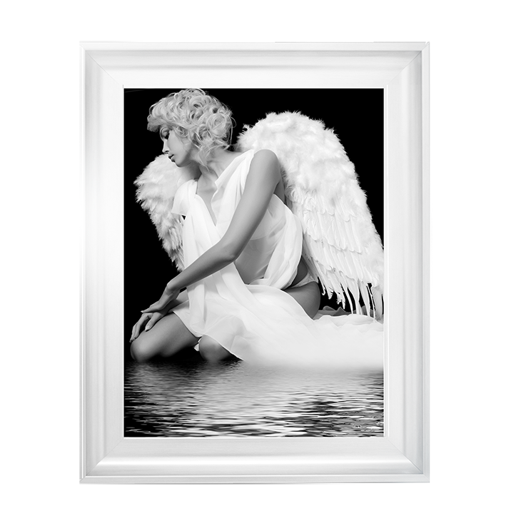 FG055 Angel by water