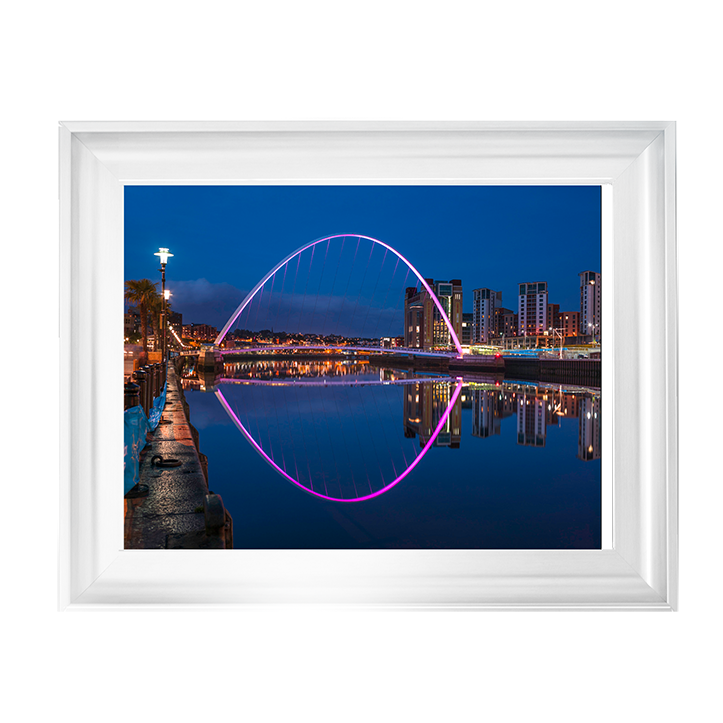 CY068 Gateshead Millenium Bridge, Newcastle Upon Tyne I
