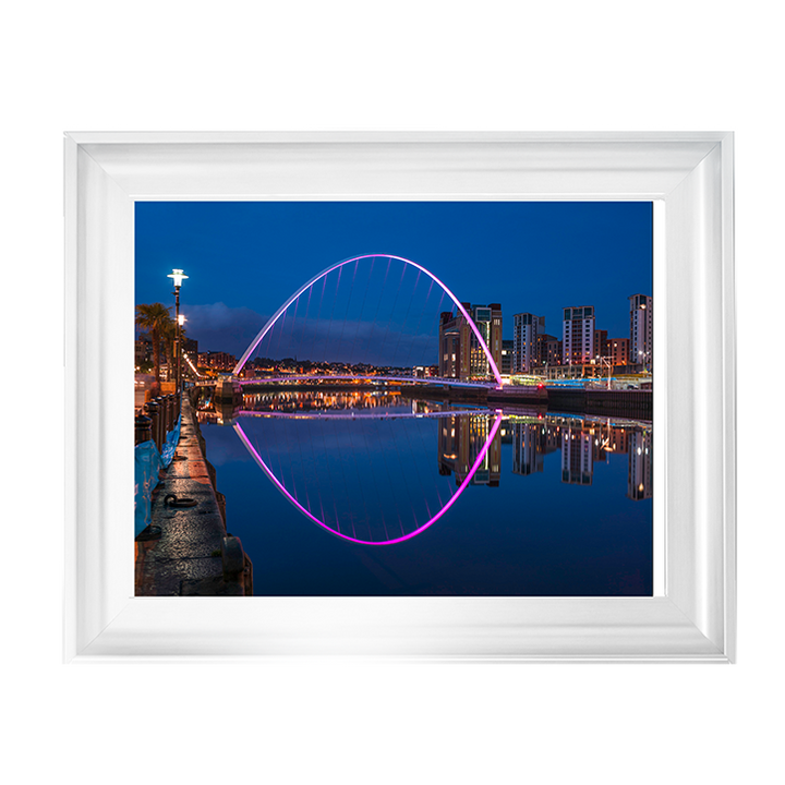 CY068 Gateshead Millenium Bridge, Newcastle Upon Tyne I