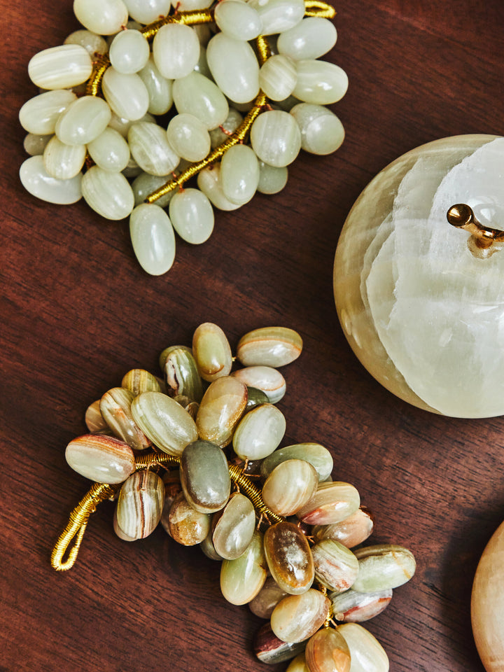 Apple Onyx Valthera Decorative