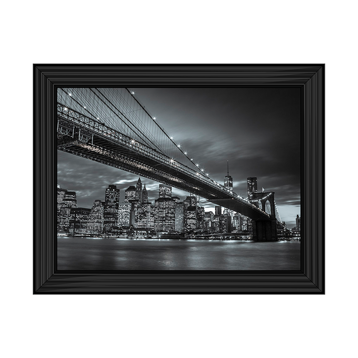 CY064 Brooklyn Bridge and lower Manhattan skyline at dusk
