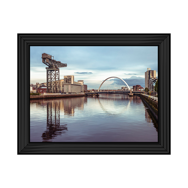 CY022 View along the river Clyde