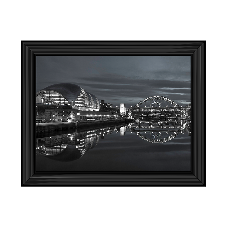 CY070 The Sage Gateshead and the Tyne bridge, Newcastle Upon Tyne I