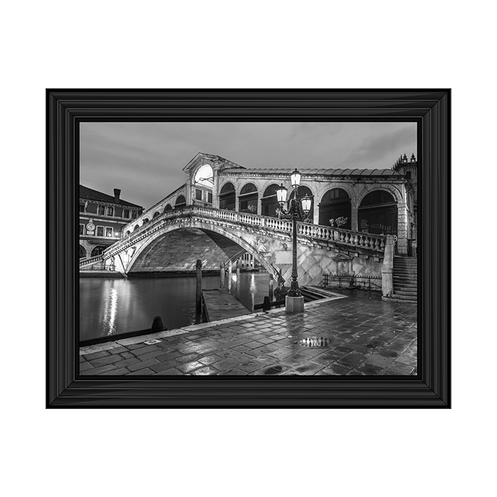 CY078 Rialto Bridge at night, Venice (Black and white)