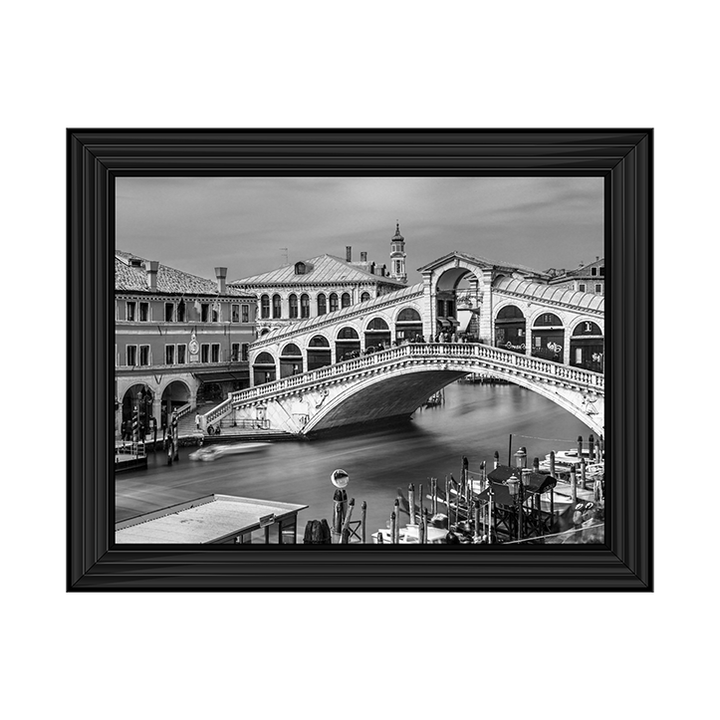 CY080 Famous Rialto bridge, Venice (Black & White)