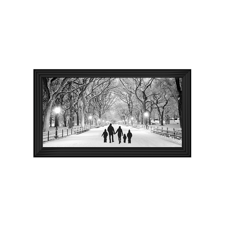 FG375  Family Walk