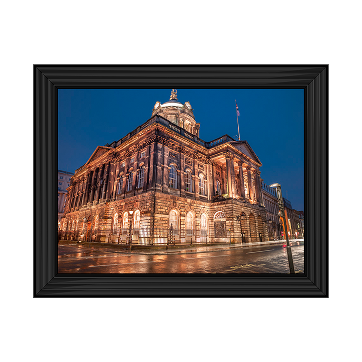 CY039 Town Hall Building at night