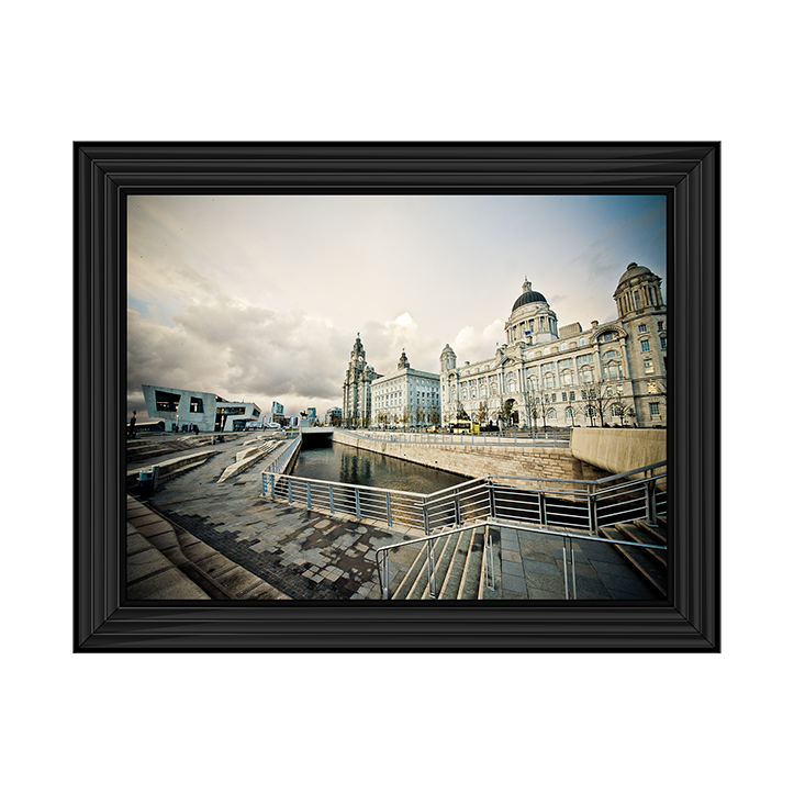 CY037 Three Graces at Dusk