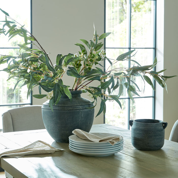 Garden Chic: Amalfi Grey Water Pot