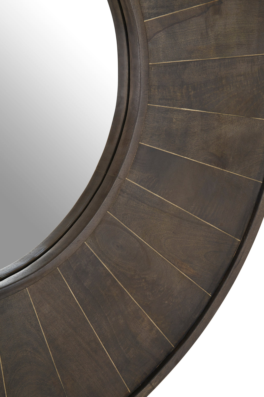 Sagor Mirror with Sleek Wall-Mounted Design