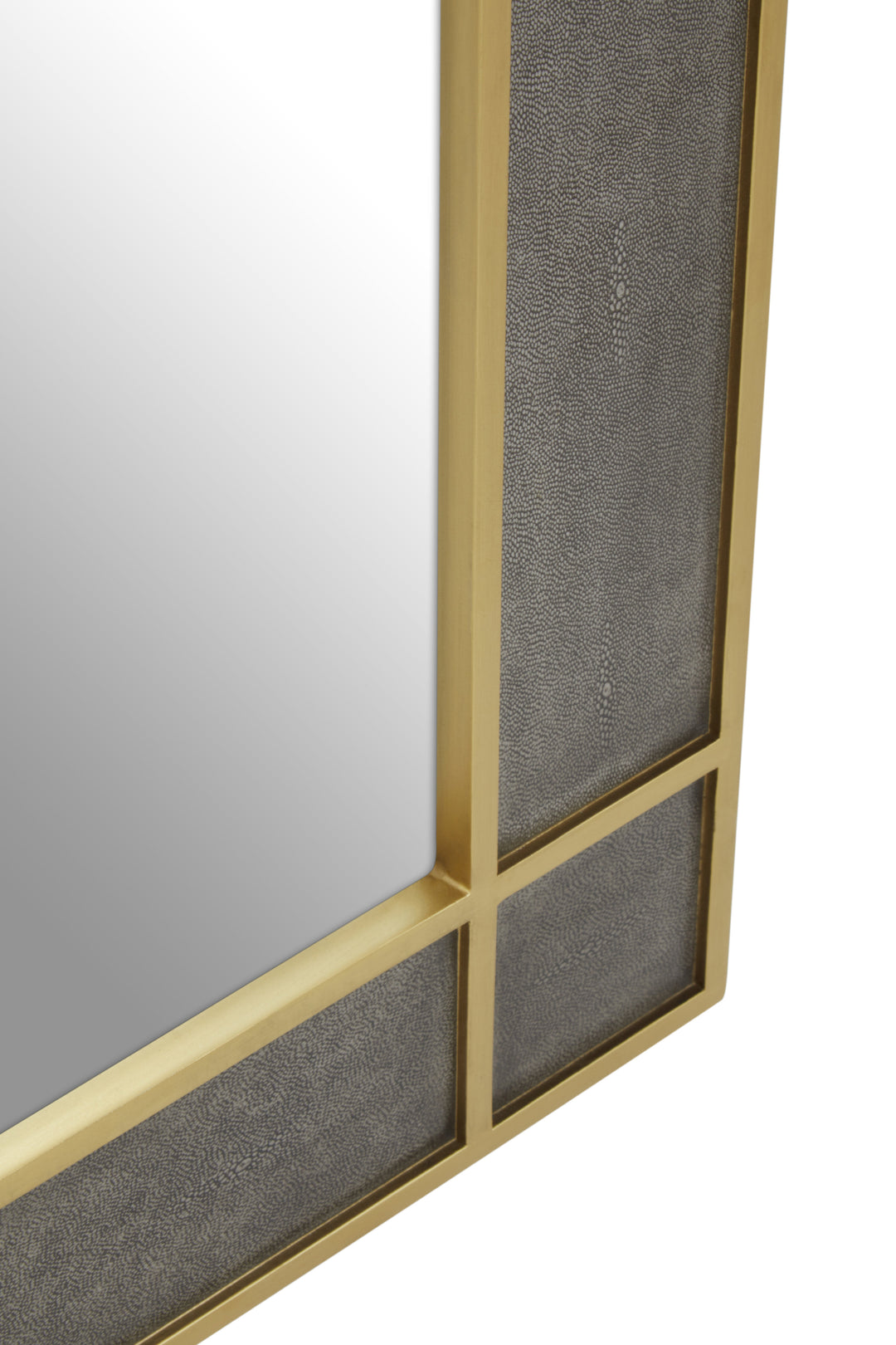 Deskey Wall Mirror with Clean Modern Lines
