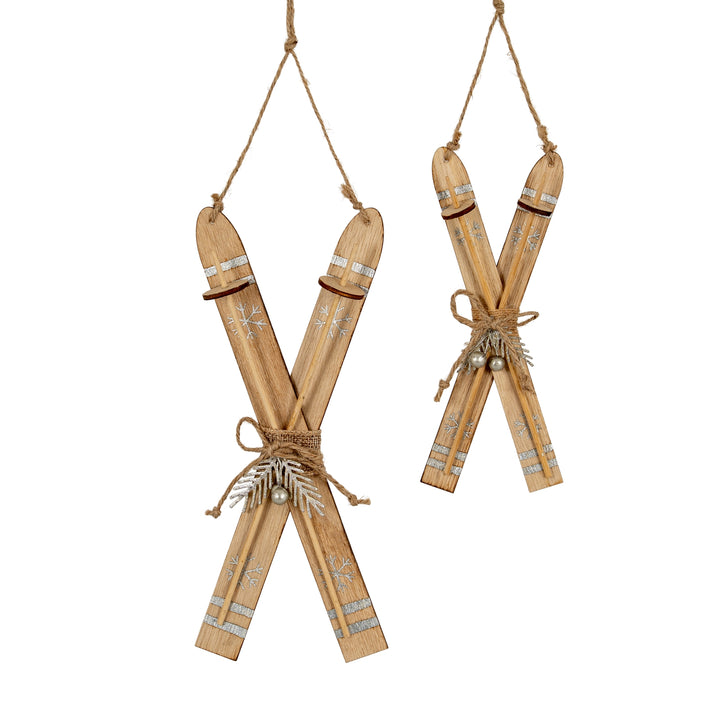 Large-Natural-Rustic-Crossed-Skis