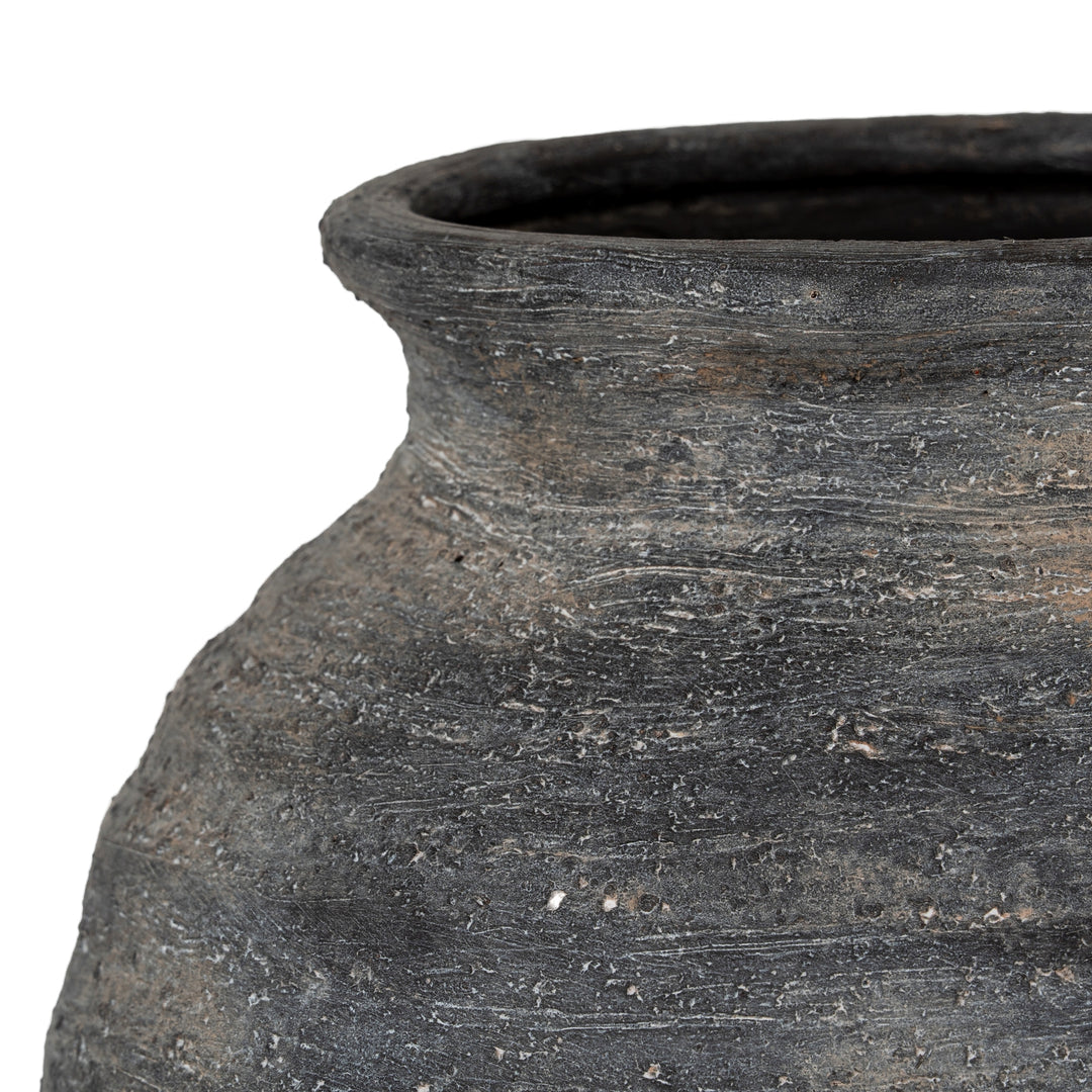 The Perfect Centerpiece: Marra Medium Olpe Vase