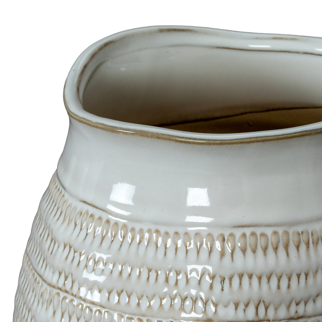 Organic & Robust: The Tava Wide Hewn Vase