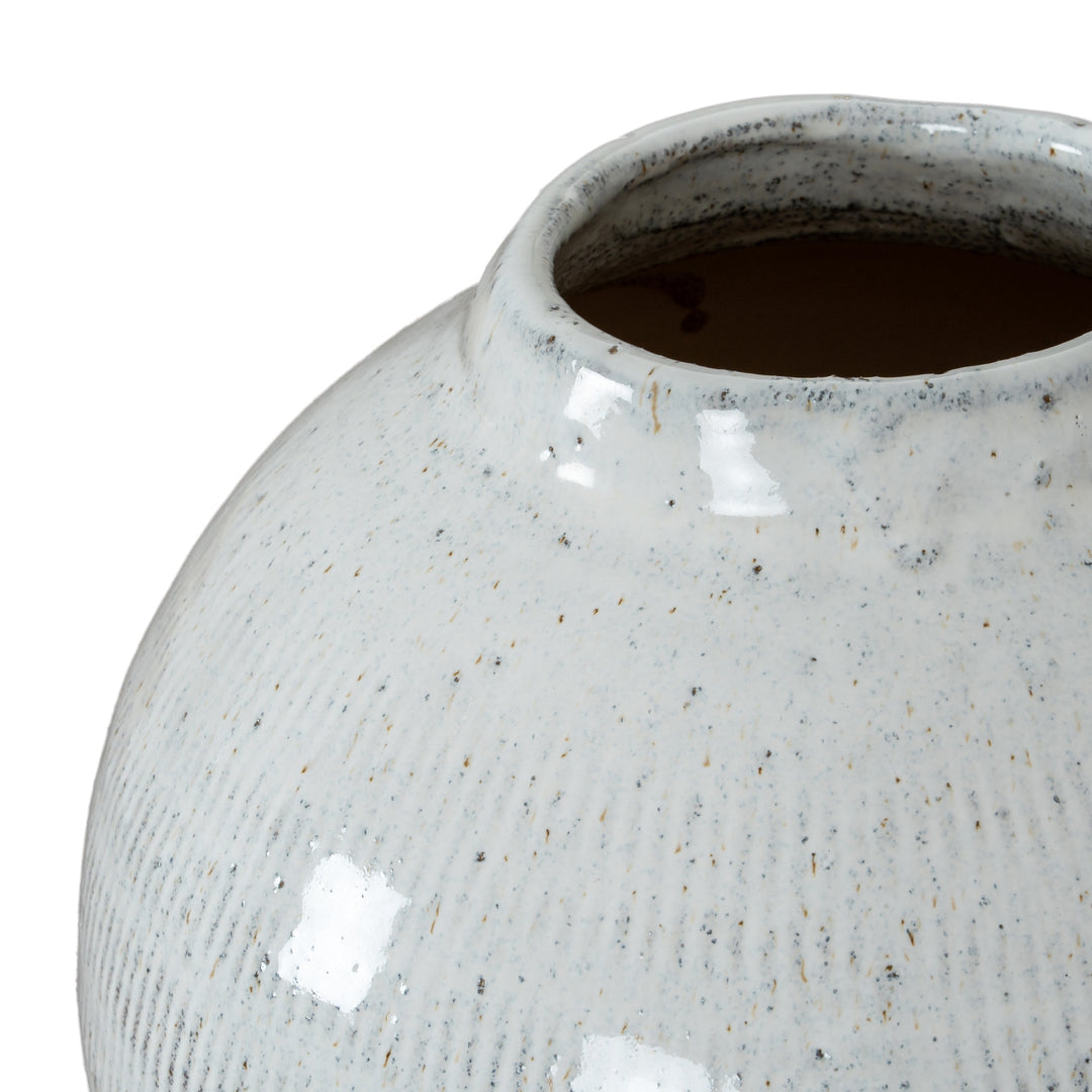 Fluid & Modern: The Kemi Large Olpe Vase