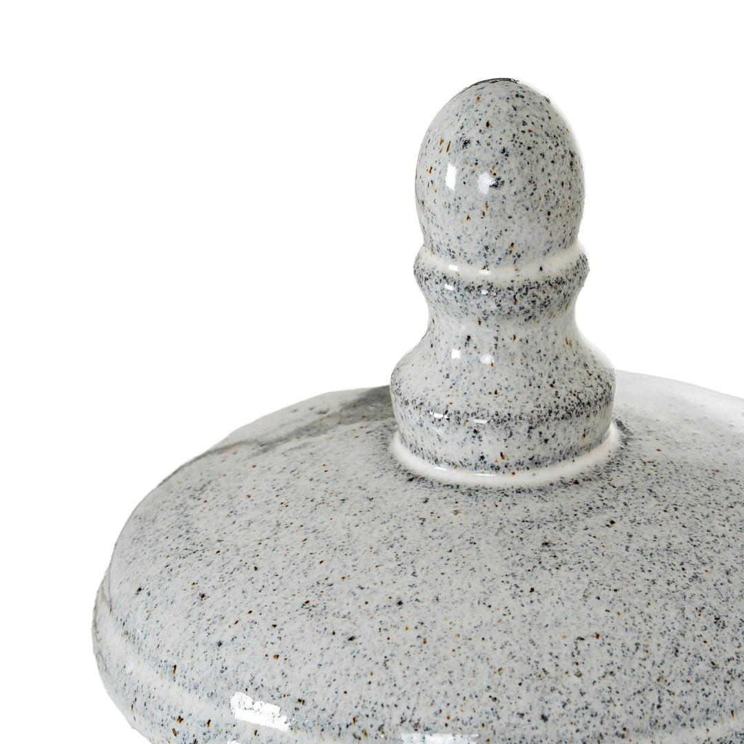 Cozy & Complete: Sona Large Hurricane Lantern with Lid