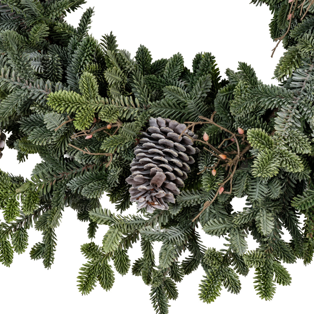 Woodland-Pine-Wreath-With-Pinecones