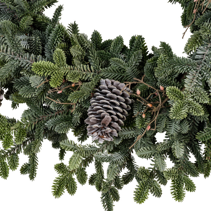 Woodland-Pine-Wreath-With-Pinecones