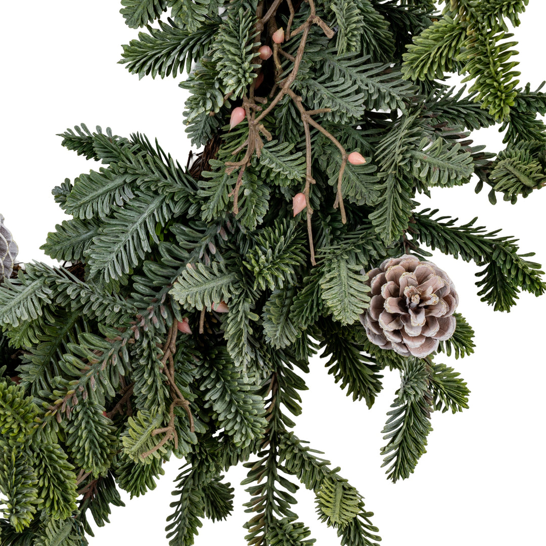 Woodland-Pine-Wreath-With-Pinecones