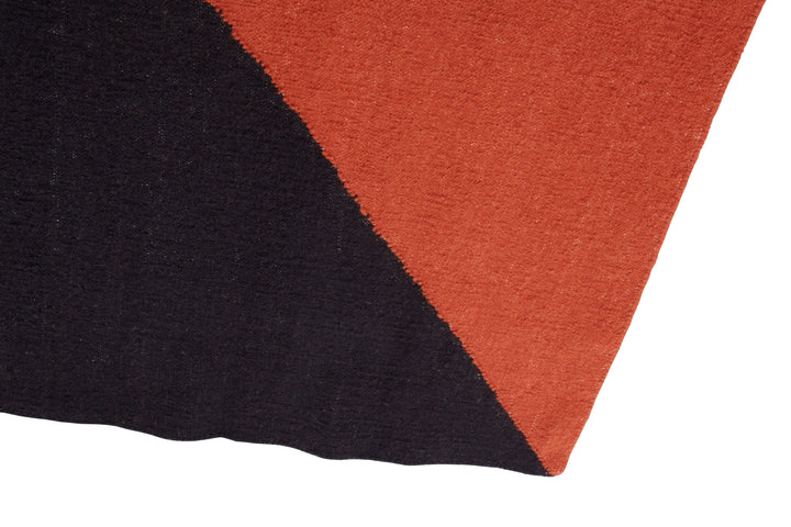 Bosie Villon Rug with Triangular Pattern Design