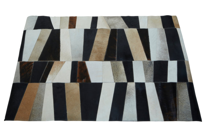 Bosie Safira Small Rug with Striped Pattern