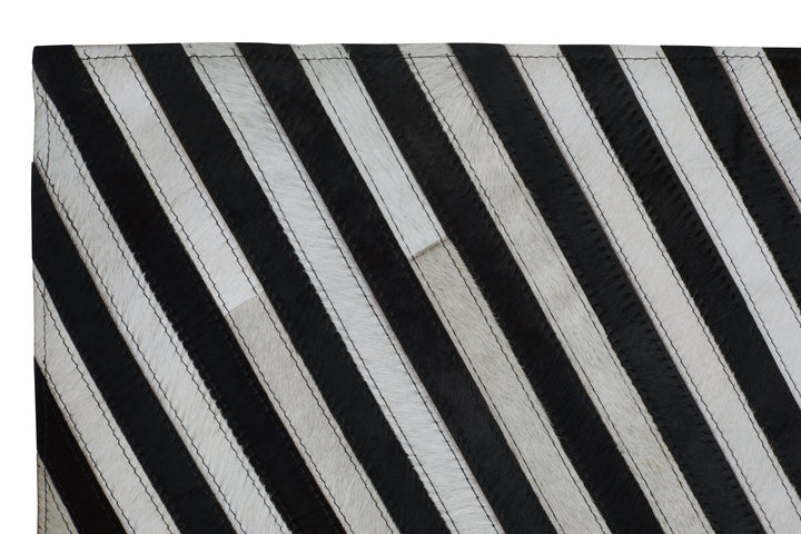 Safira Black & White Rug – Large