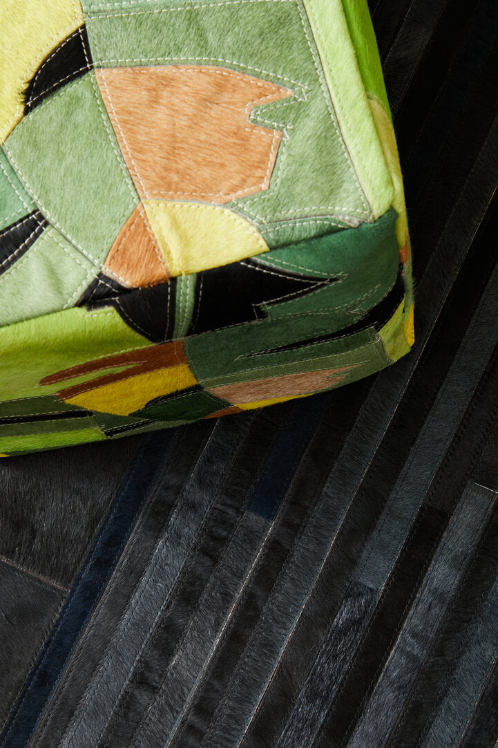 Oakridge Safira Leather Rug – Black & Grey Deco Print (Small)