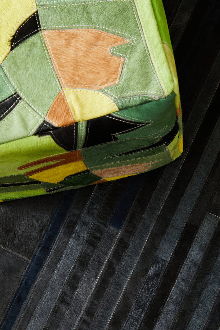 Oakridge Safira Leather Rug – Black & Grey Deco Print (Small)