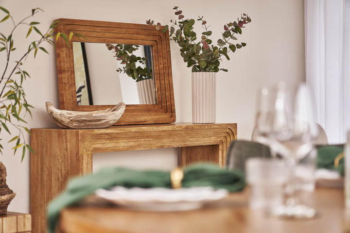 Arvellae Mirror