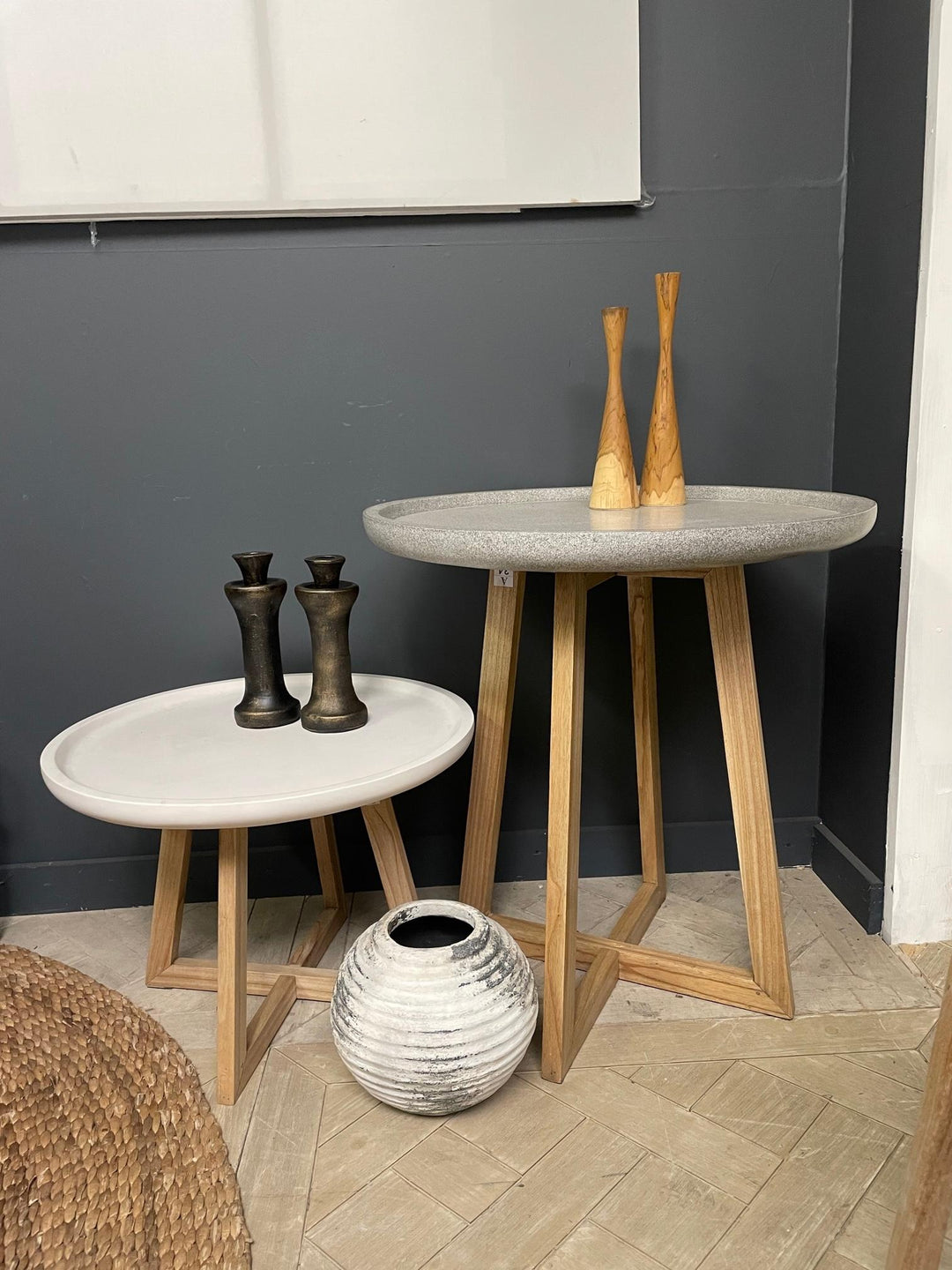 Ferrowe Granito Dish Bistro Table