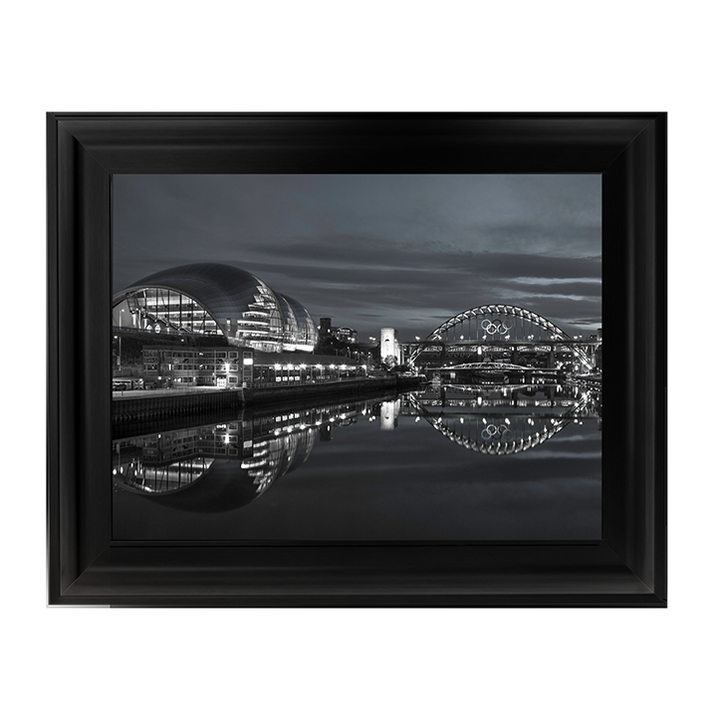 CY070 The Sage Gateshead and the Tyne bridge, Newcastle Upon Tyne I