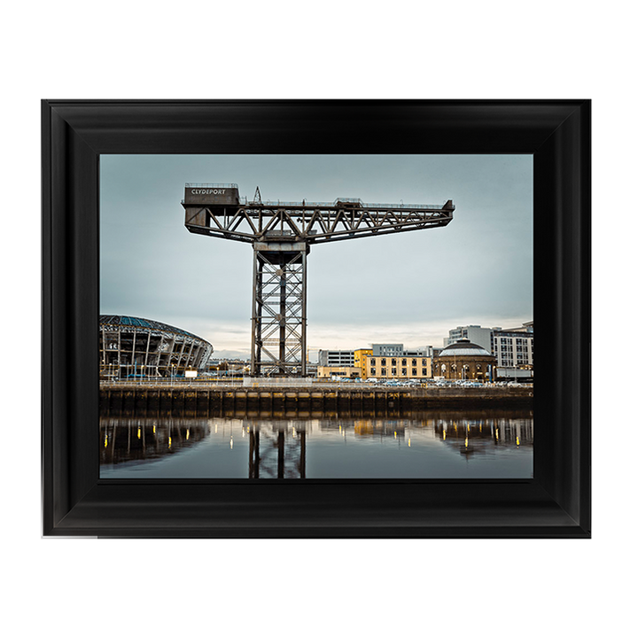 CY025 Finnieston crane on River Clyde
