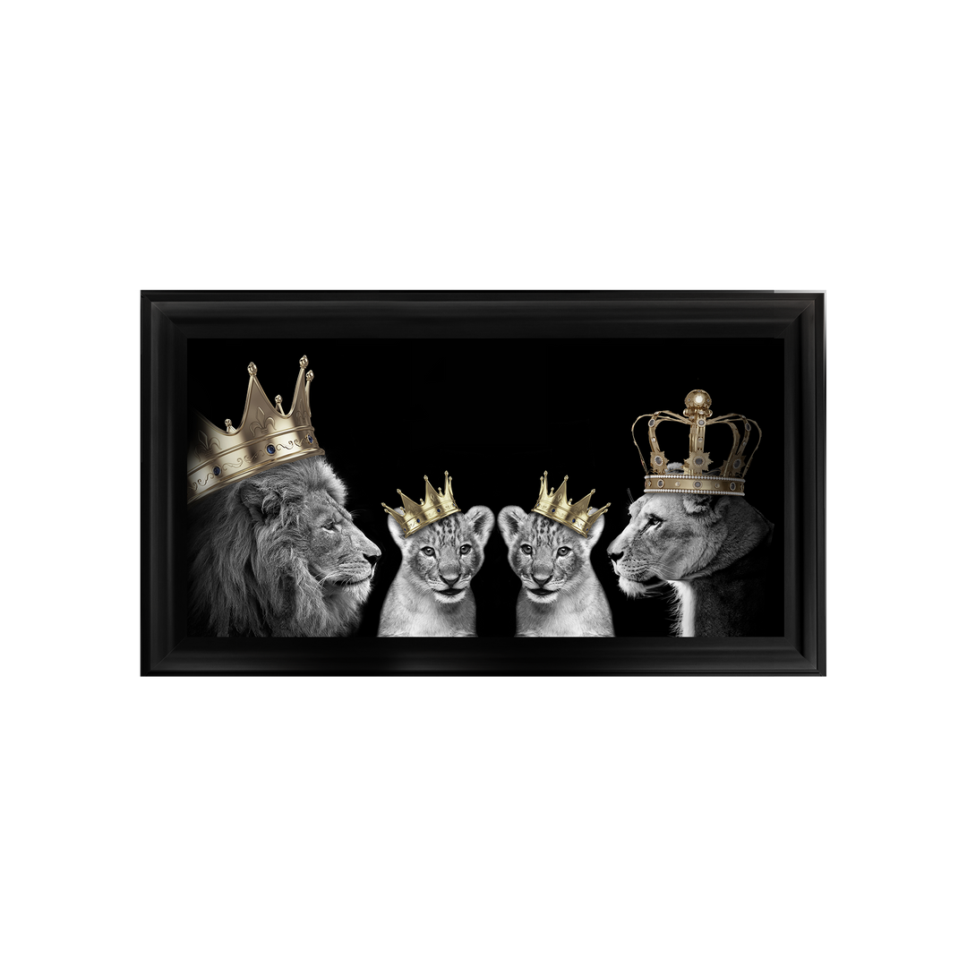 Lion family of 4 (Gold Crowns)
