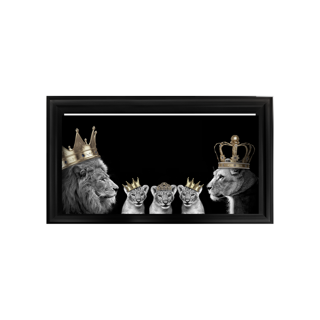 Lion family of 5 (gold Crowns)