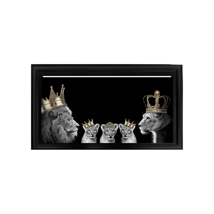 Lion family of 5 (gold Crowns)