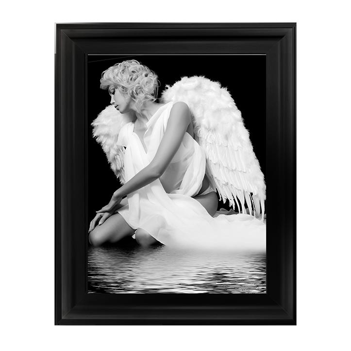 FG055 Angel by water